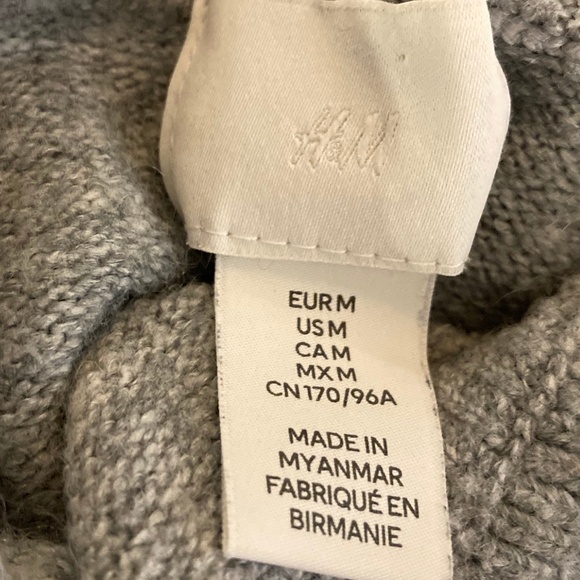 h&m pearl beaded collar pullover heather grey sweater - Picture 4 of 7